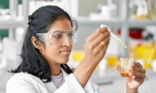 scientist-with-chemical-working-laboratory_380164-296535 (1)
